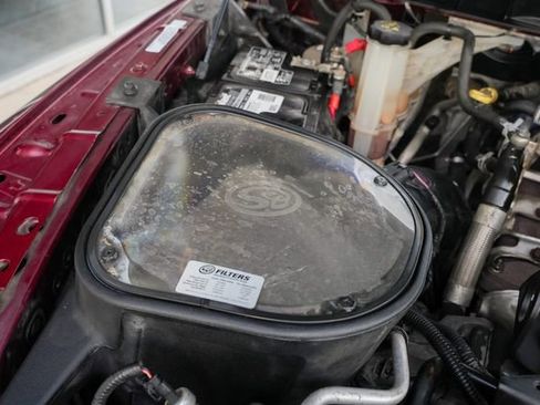 Used 2017 RAM 3500 Laramie Longhorn image 32