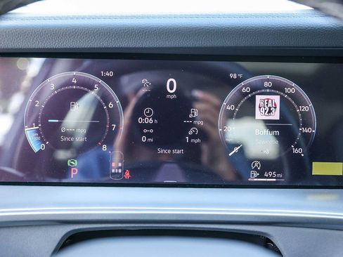 New 2026 Volkswagen Tiguan SE image 33