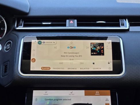 Used 2023 Land Rover Range Rover Velar R-Dynamic S image 14