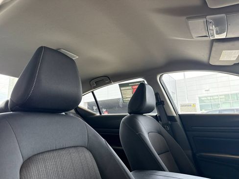Certified 2025 Nissan Altima 2.5 S FWD image 15