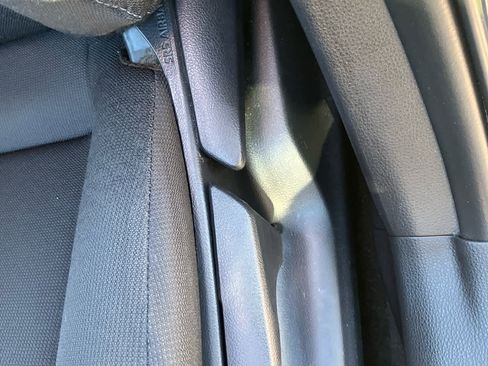 Used 2023 Toyota Corolla LE image 11