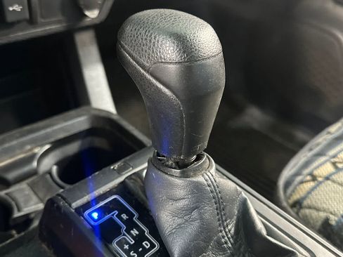 Used 2021 Toyota Tacoma SR w/ SR Convenience Package RWD image 23