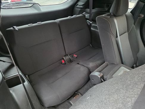 Used 2024 Mitsubishi Outlander ES FWD image 39