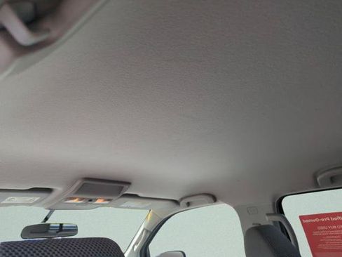Certified 2017 Nissan Frontier SV RWD image 25
