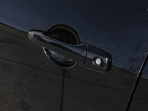 Used 2010 Ford Mustang GT image 31