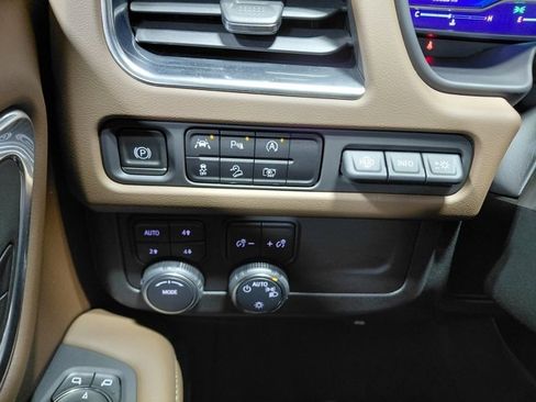 Certified 2023 Chevrolet Suburban High Country w/ Premium Package 2 image 46