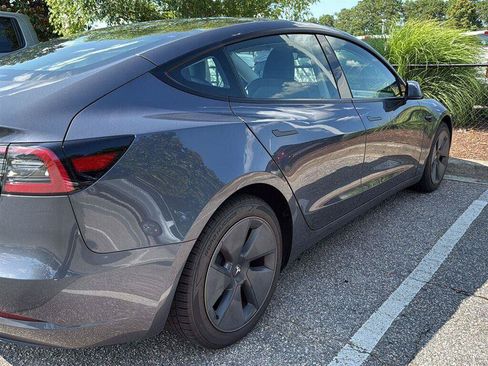 Used 2023 Tesla Model 3 Standard Range RWD image 6