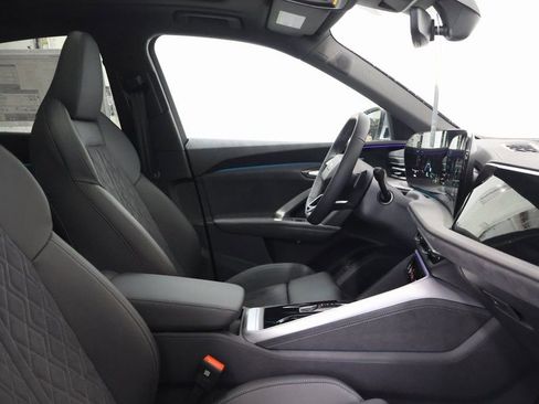 New 2025 Audi SQ5 Premium Plus image 21