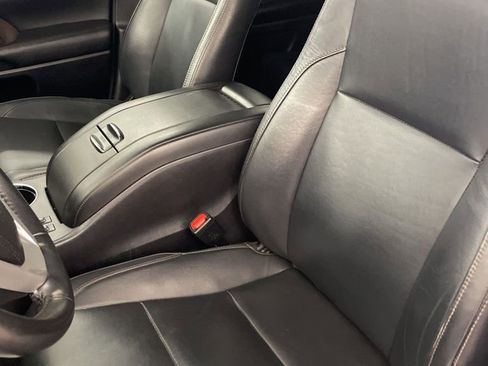 Used 2018 Toyota Highlander XLE image 13