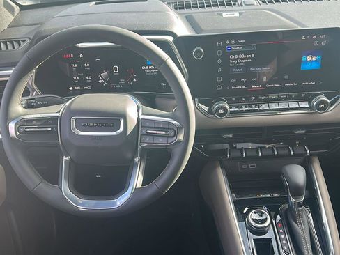 New 2026 GMC Canyon Denali image 11