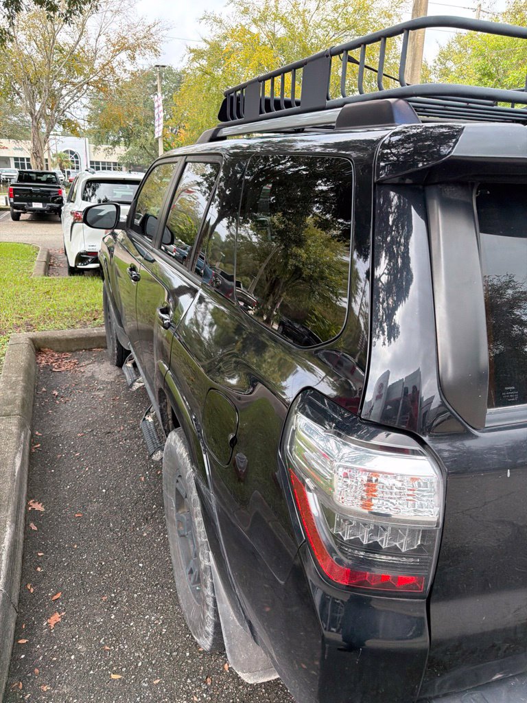 Used 2021 Toyota 4Runner SR5 Premium w/ Moonroof Package RWD image 12