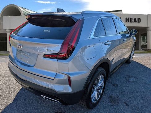 Certified 2025 Cadillac XT4 Premium Luxury image 6