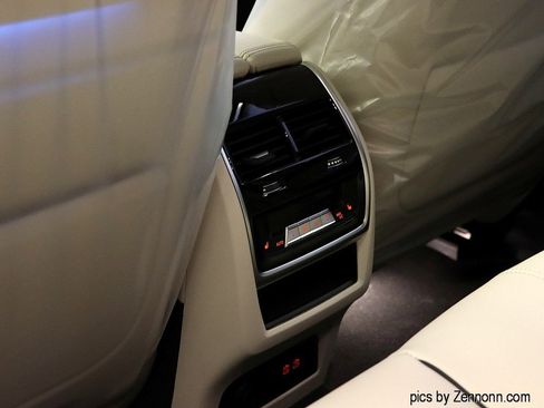 New 2026 BMW X5 xDrive50e w/ Executive Package image 15