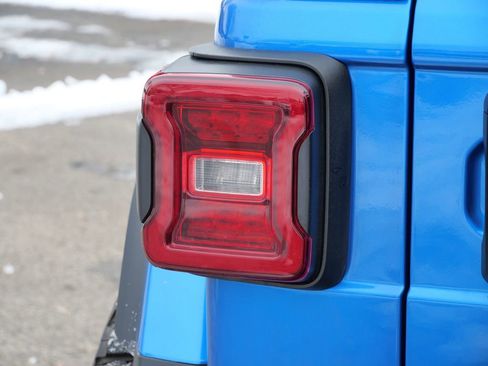 Used 2024 Jeep Wrangler Unlimited Rubicon 392 AWD/4WD image 9
