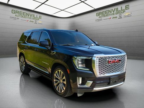 Used 2021 GMC Yukon Denali w/ Denali Ultimate Package RWD image 10
