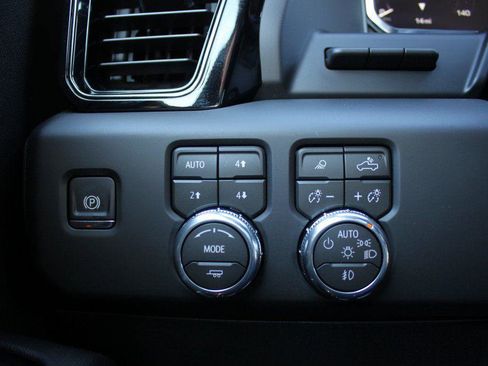 New 2026 GMC Sierra 1500 AT4X image 12