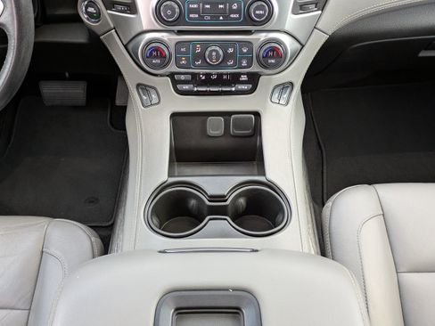 Used 2019 Chevrolet Tahoe LT image 22