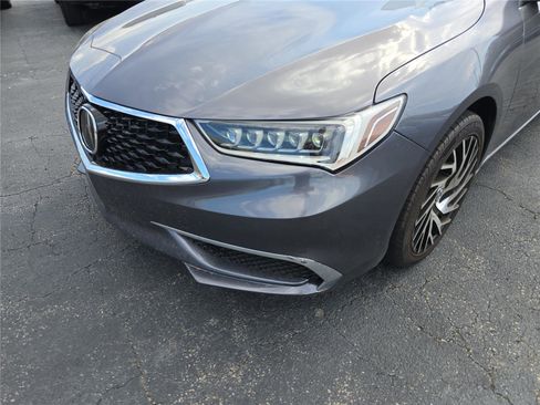 Used 2020 Acura TLX w/ Technology Package image 9