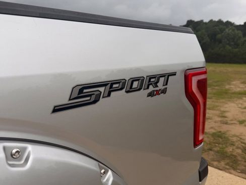 Used 2015 Ford F150 XLT w/ Equipment Group 301A Mid AWD/4WD image 9
