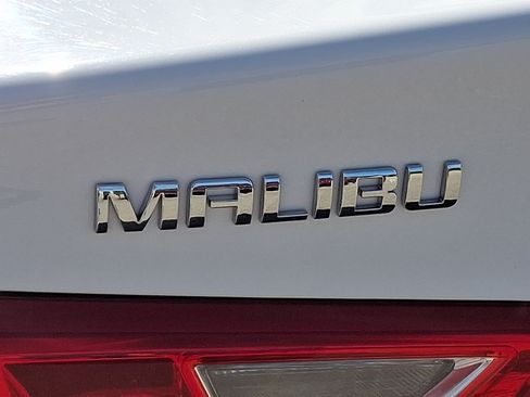 Used 2024 Chevrolet Malibu LT FWD image 30