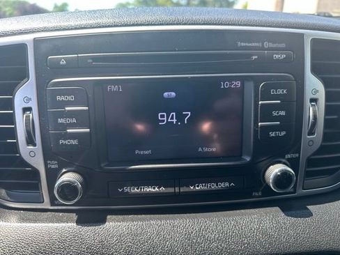 Used 2018 Kia Sportage LX FWD image 14