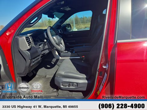 Used 2025 Toyota Tundra SR5 w/ SR5 Premium Package AWD/4WD image 15