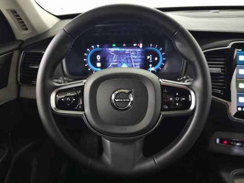 Used 2024 Volvo XC90 B6 Ultimate w/ Protection Package Premier image 19