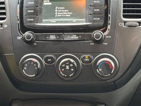 Used 2017 Kia Forte LX w/ LX Popular Package image 15