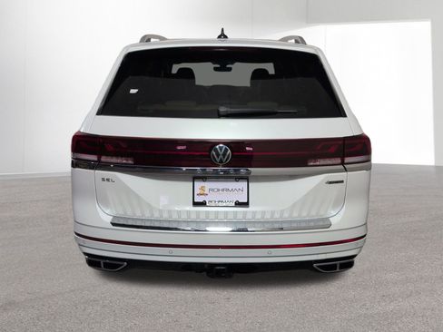 Used 2024 Volkswagen Atlas SEL Premium R-Line image 34