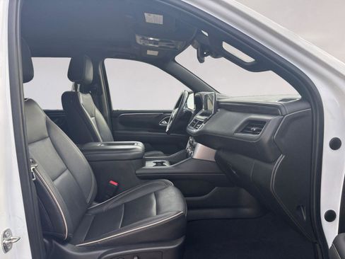 Used 2023 GMC Yukon SLT image 15