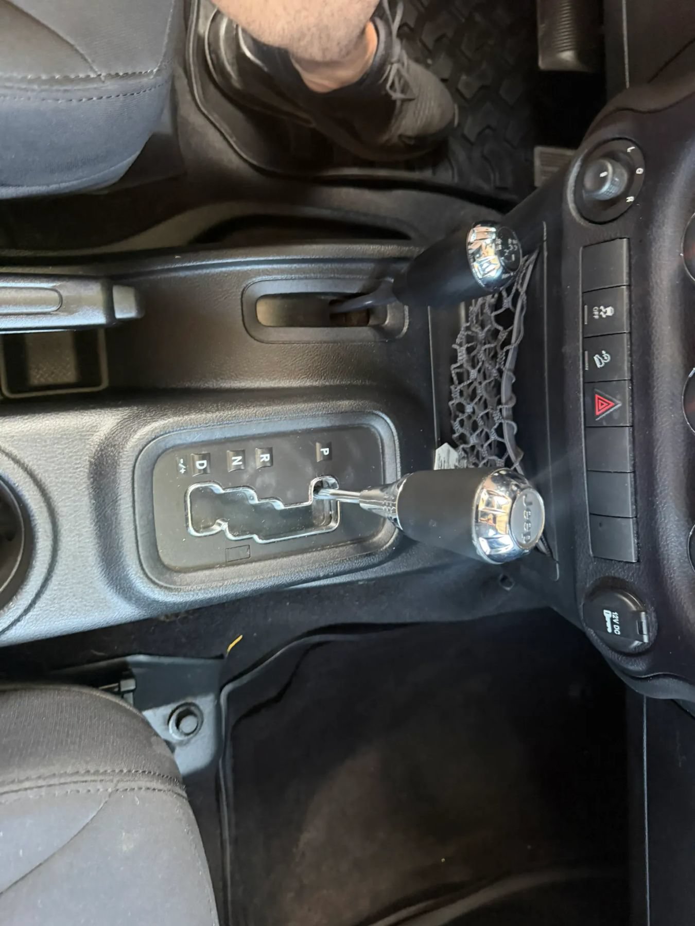 Used 2014 Jeep Wrangler Unlimited Sport w/ Quick Order Package 24S AWD/4WD image 17