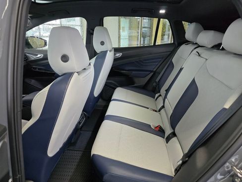 New 2026 Volkswagen ID.4 Pro S image 28