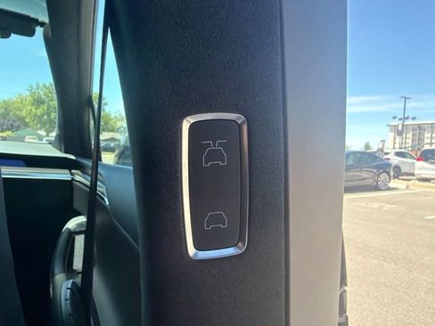 Used 2022 Tesla Model X Plaid AWD/4WD image 19