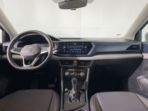 Used 2024 Volkswagen Taos SE image 13