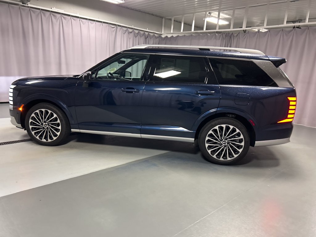 Used 2026 Hyundai Palisade Calligraphy AWD/4WD image 4