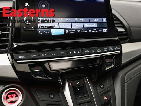 Used 2025 Honda Odyssey Sport-L image 19