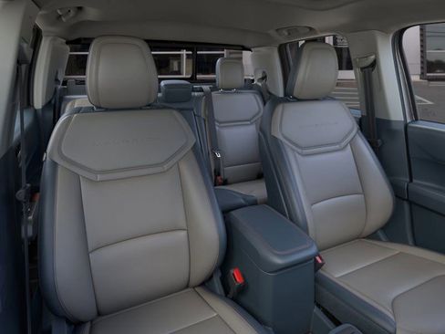 New 2025 Ford Maverick Lariat w/ 4K Tow Package image 10