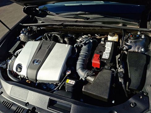 Used 2023 Lexus ES 350 Ultra Luxury image 28