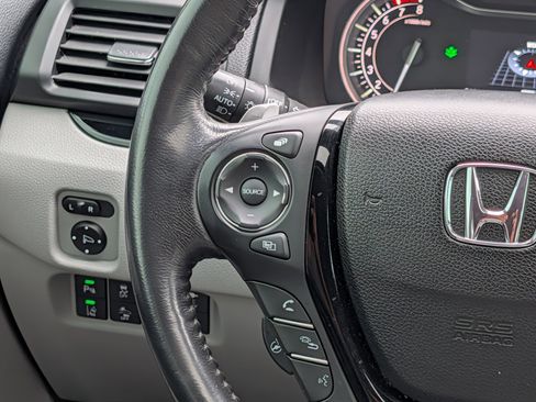 Used 2020 Honda Ridgeline RTL-E image 21