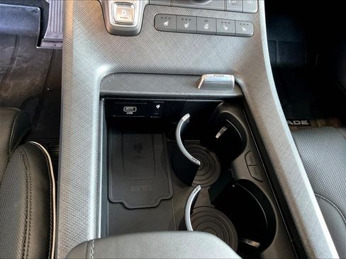 Used 2023 Hyundai Palisade Limited FWD image 15