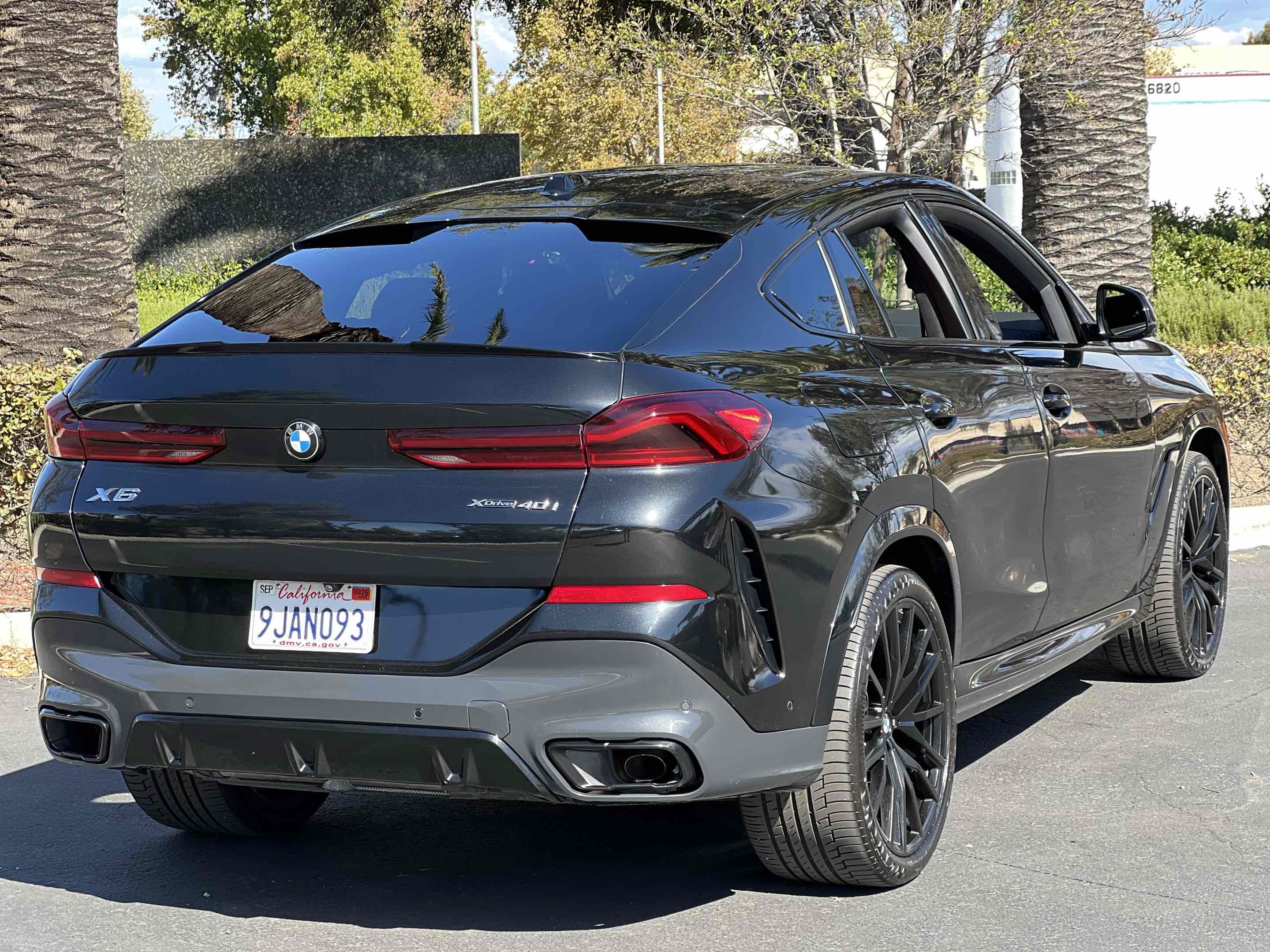 Used 2024 BMW X6 xDrive40i w/ Premium Package AWD/4WD image 22