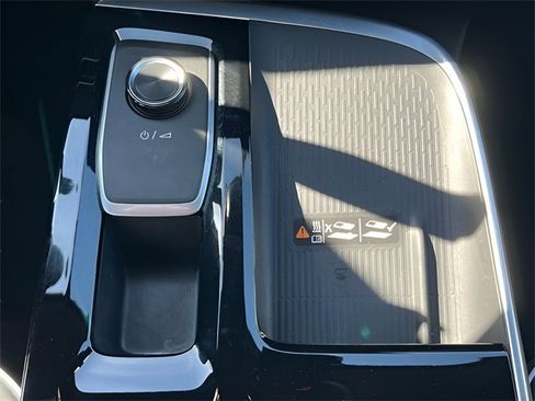 Used 2025 Buick Enclave Preferred image 30