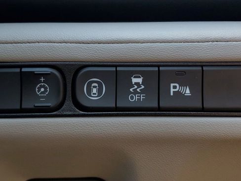 Certified 2023 Acura MDX SH-AWD w/ Technology Package image 32