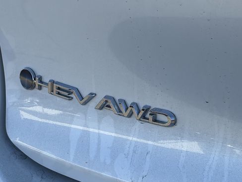 Certified 2026 Toyota Crown AWD/4WD image 5