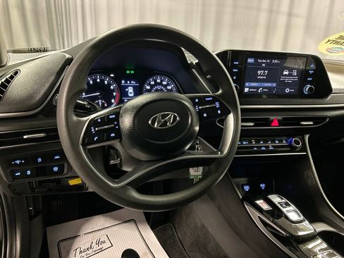 Used 2023 Hyundai Sonata SE image 13