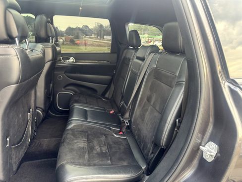 Used 2016 Jeep Grand Cherokee SRT w/ Trailer Tow Group IV AWD/4WD image 13