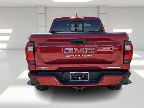 New 2025 GMC Canyon Elevation w/ Convenience Package image 4