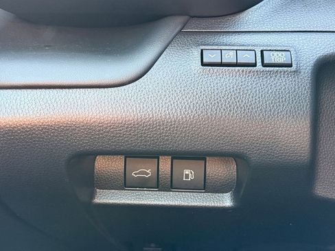 Certified 2024 Toyota Crown Platinum AWD/4WD image 22