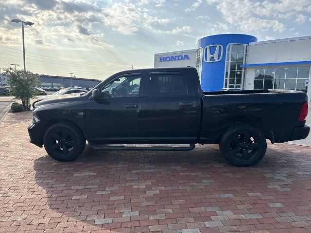 Used 2018 RAM 1500 Express w/ Express Value Package RWD image 5