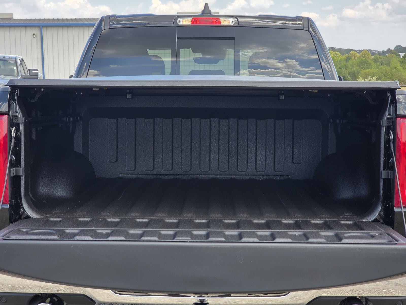New 2027 RAM 1500 Lone Star AWD/4WD image 7